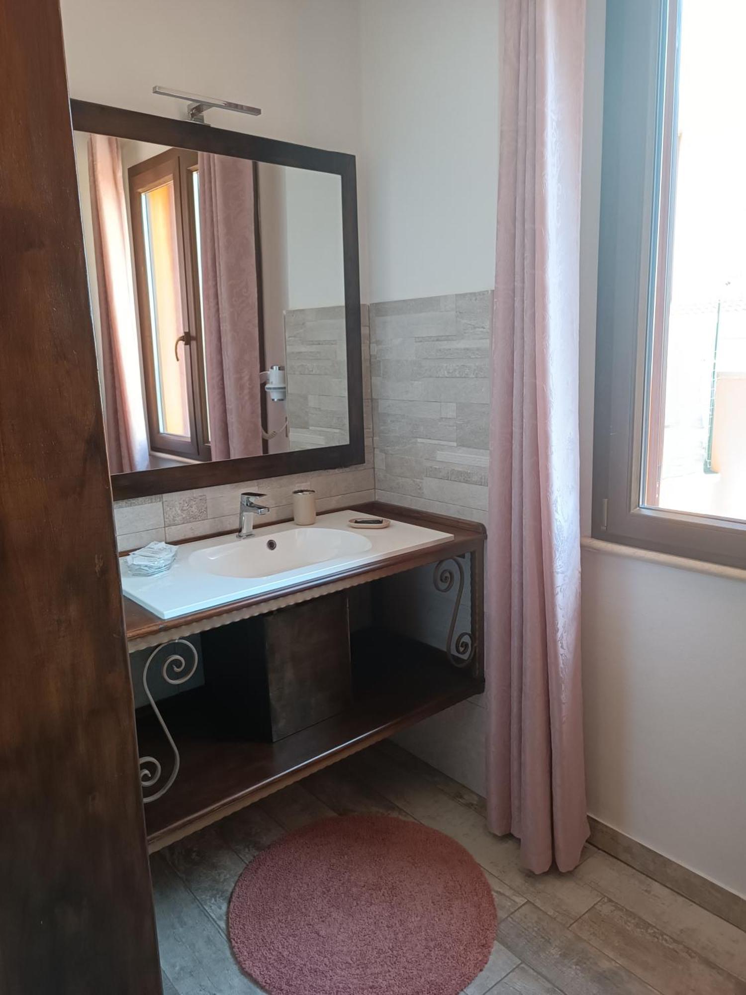 B&B Mamuthones Porto Torres Rom bilde